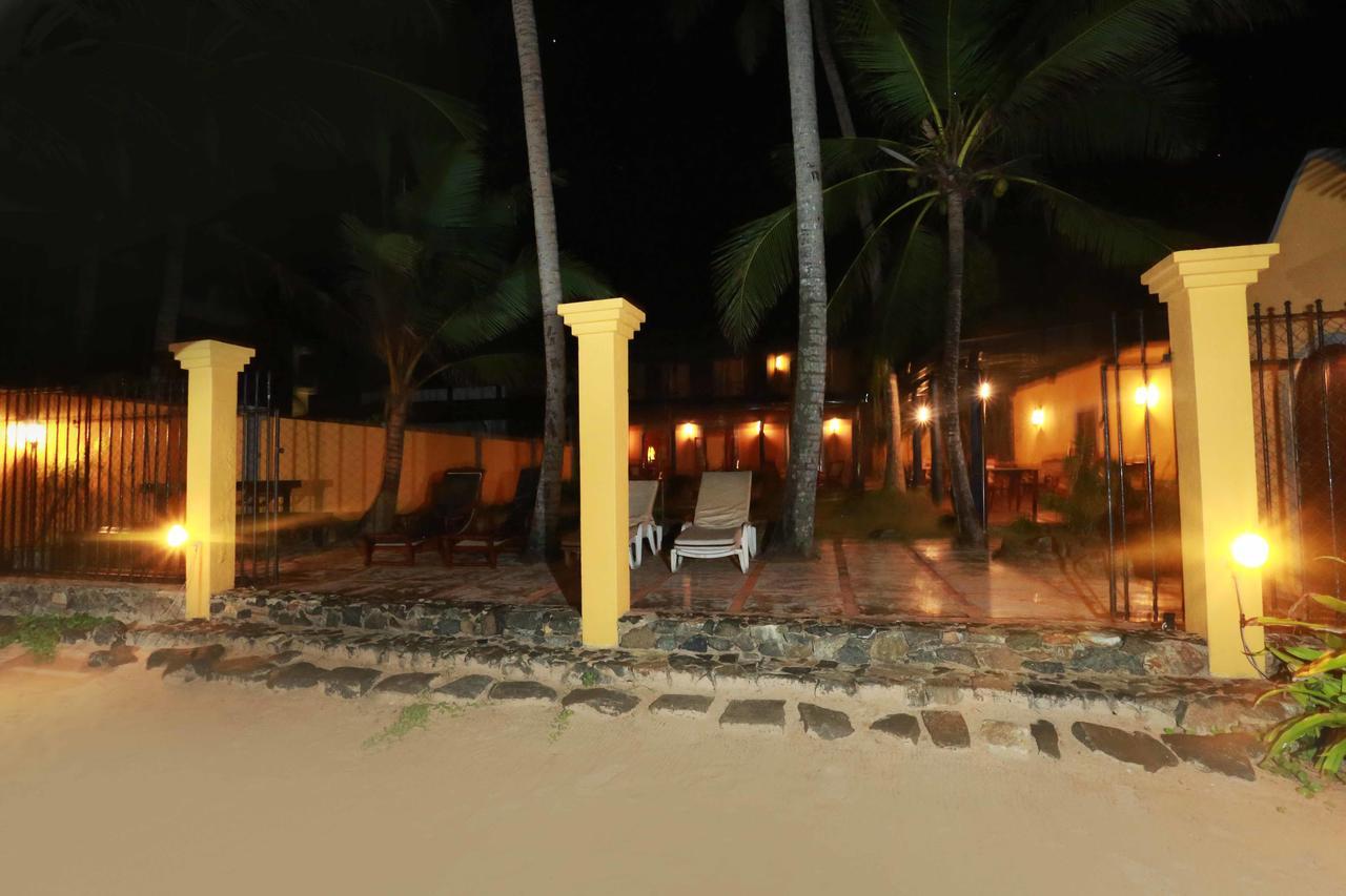 Villa Kusum ฮิกคาดูวา ภายนอก รูปภาพ