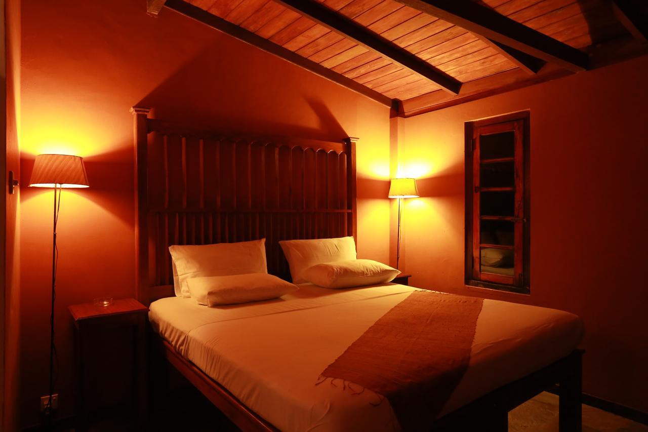 Villa Kusum ฮิกคาดูวา ภายนอก รูปภาพ