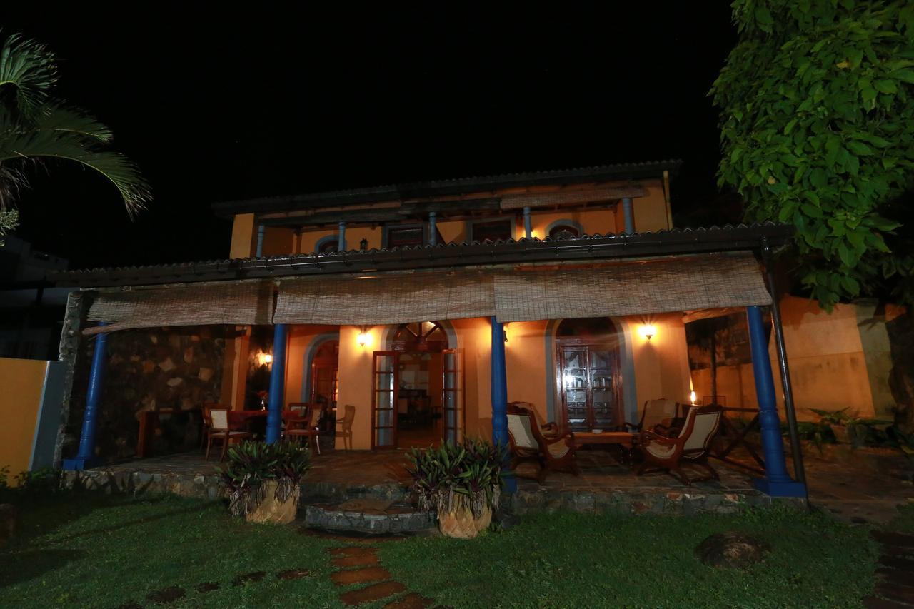Villa Kusum ฮิกคาดูวา ภายนอก รูปภาพ